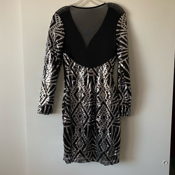 Venus sequins dress - Picture 2 of 6